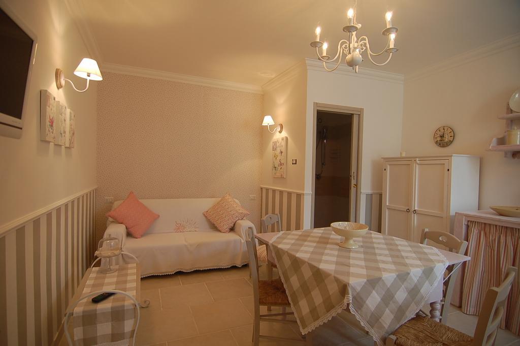 Domus Alba Villa Martina Franca Rum bild